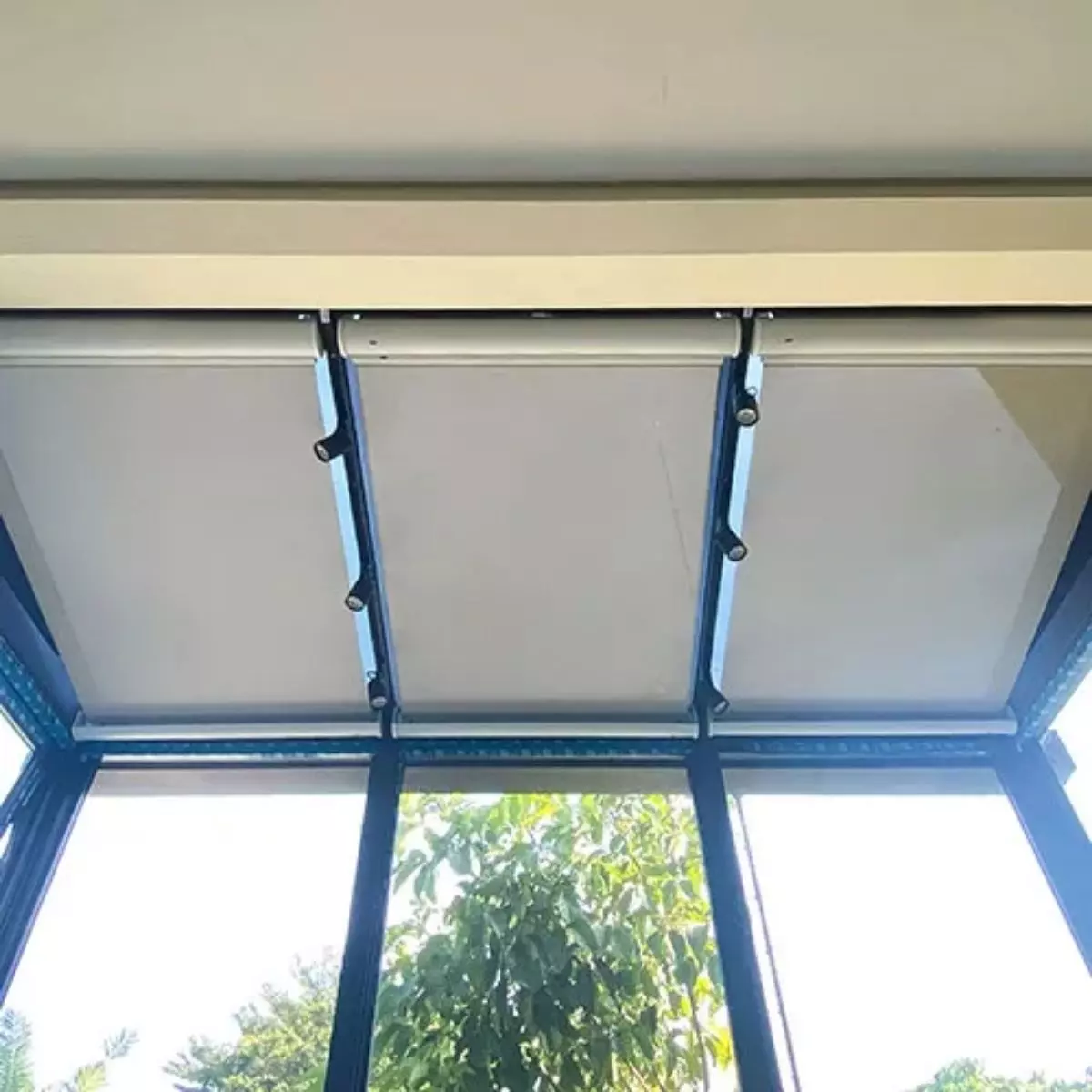 Dapatkan Skylight Blinds dari BiG Interior